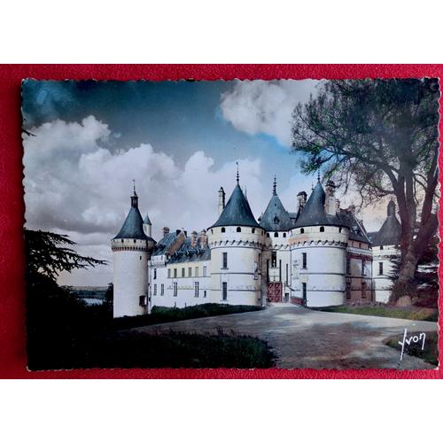 Carte Postale Dentelée Semi Ancienne. Château De Chaumont. Loir Et Cher. Yvon.