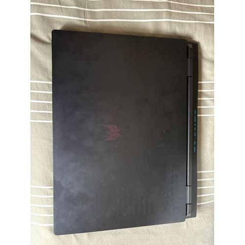 Acer Helios Neo PHN16-71-929E - 16" Intel Core i9 - 2.2 Ghz - Ram 32 Go - SSD 1 To - AZERTY - Français