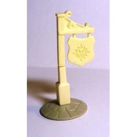 Figurine "Nestlé" (1996) - Le Bossu De Notre Dame / N° 10 - L'enseigne De Rue