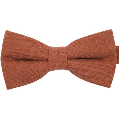Men's Bow Tie In Corduroy (Fine Ribs).[K6]