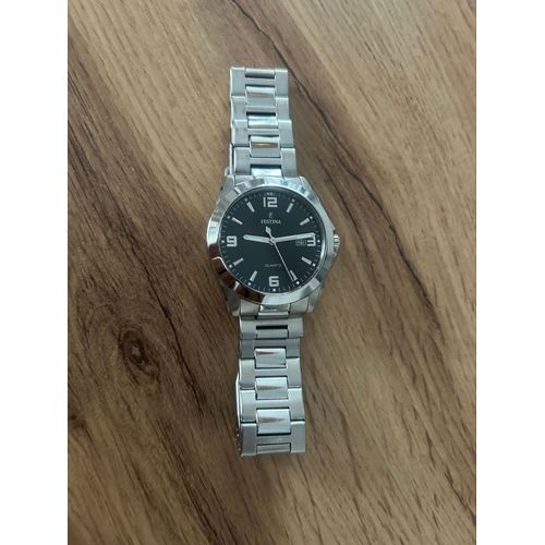 Montre Festina Homme, Très Bon État. Pile À Changer. Vendu Sans La Boîte 