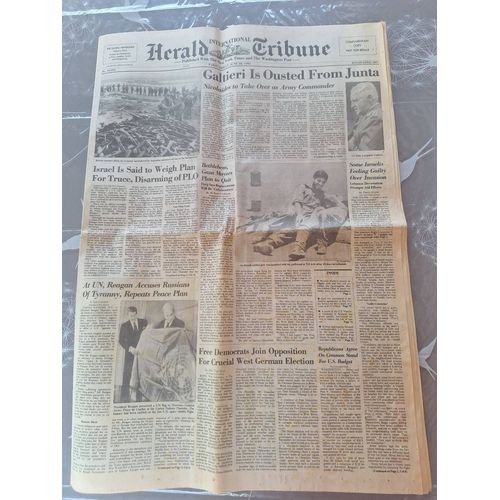 Herald Tribune Du 18 Juin 1982
