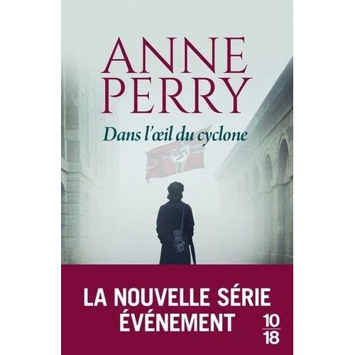 Dans L'oeil Du Cyclone