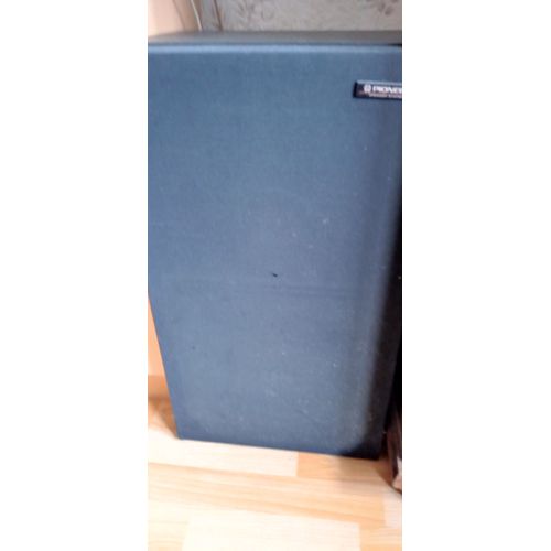 Chaîne hifi pionner 4 éléments enceintes de 250 watts plus meuble