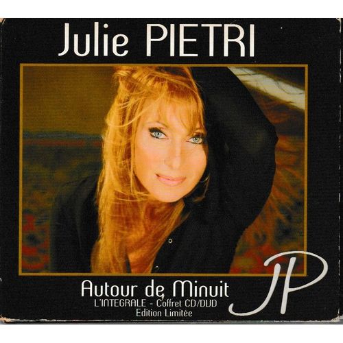 Julie Pietri Autour De Minuit L Intégrale 2cd+1dvd. 19 Titres + Vidéo. Style: Downtempo & Pop Chanson Vocal (P) 2008 ®Glam Prod © ®Mosaic Music Made In The E.U. By ®Mosaic France Inclus 1 Grand Poster
