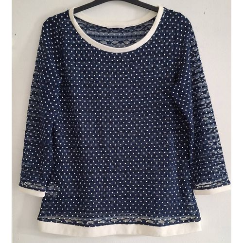 Petit Pull Fin En Dentelle Transparente