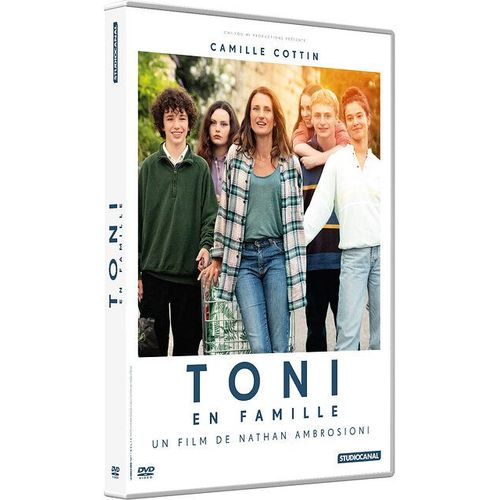 Toni En Famille