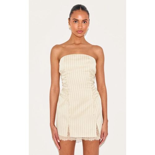 Robe Bustier Droite Crème À Fines Rayures Et Bordure En Dentelle, Crème
