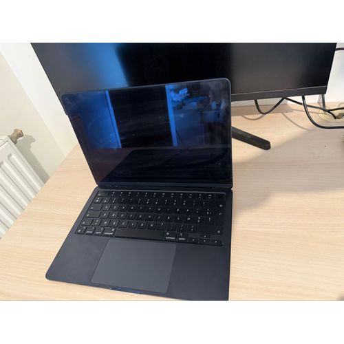 Apple MacBook Air 13" M2 - Ram 8 Go - DD 256 Go