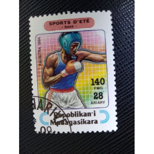 Timbre Madagascar Y T 1360 Sports D'Été - Boxe 1994 (010609 )