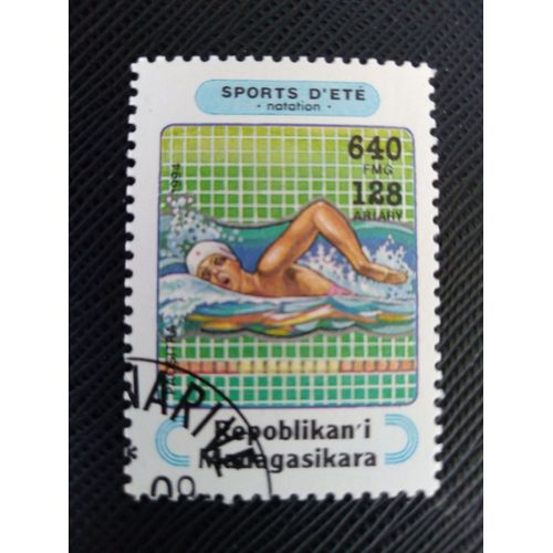 Timbre Madagascar Y T 1363 Sports D'Été - Natation 1994 (010609 )