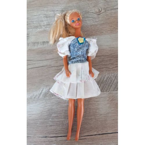 Poupée barbie 1966