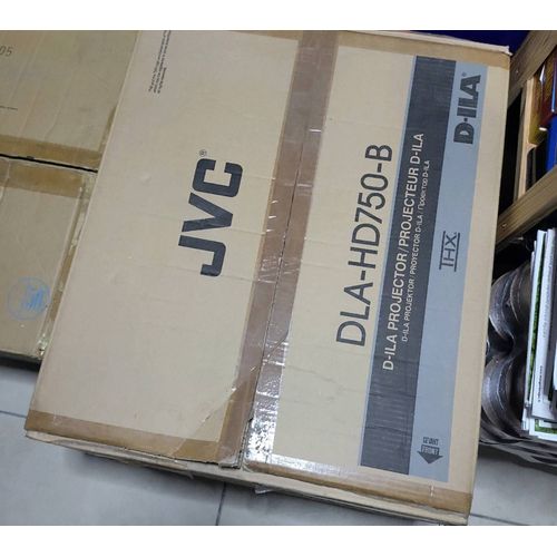JVC DLA-HD750-B PROJECTEUR