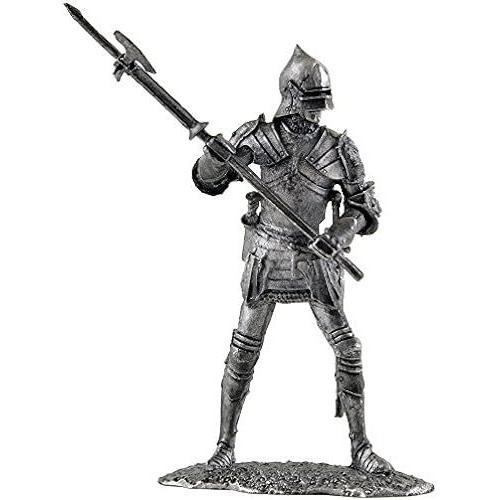 English Warrior In Plate Armor. Tin Toy Soldiers. 54 1/32