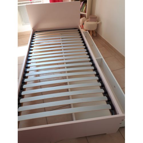 Lit Fille Rose 90x190 Avec Sommier À Lattes Et Tiroir En Dessous.