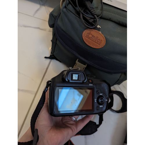 SONY A3000 20.1 mpix + Objectifs