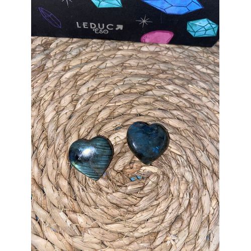 Labradorite En Forme De C?ur – Protection & Mystère