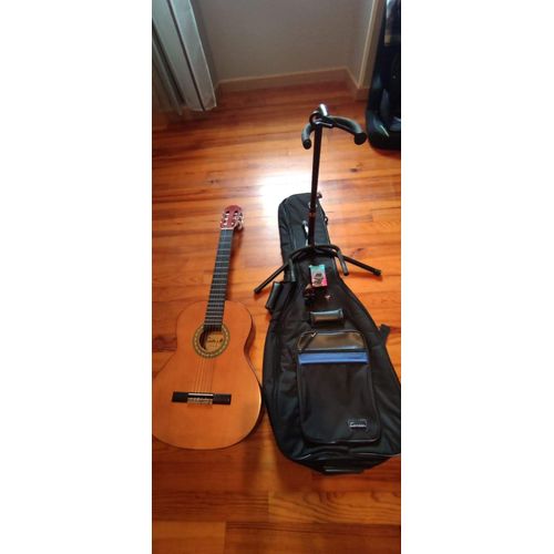 Guitare Gaucher Et Accessoires