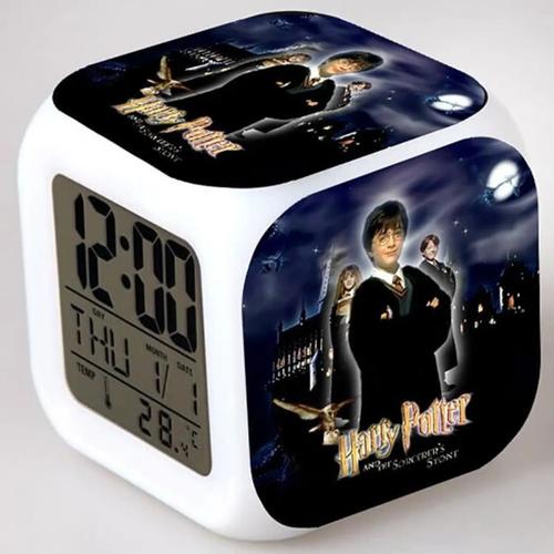 Harry Potter Reveil Lumineux, Couleurs Réveil à LED Lumière de Nuit Lampe de Table, Affichage de Température Intérieure