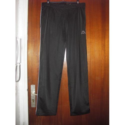 Pantalon Jogging Homme Kappa, Taille S, Coloris Noir, 1 Bande Blanche Sur Les Cotés, Taille Élastiquée + Cordon De Serrage À La Taille À L'intérieur, 2 Poches En Biais Sur Les Cotés,100% Polyester.