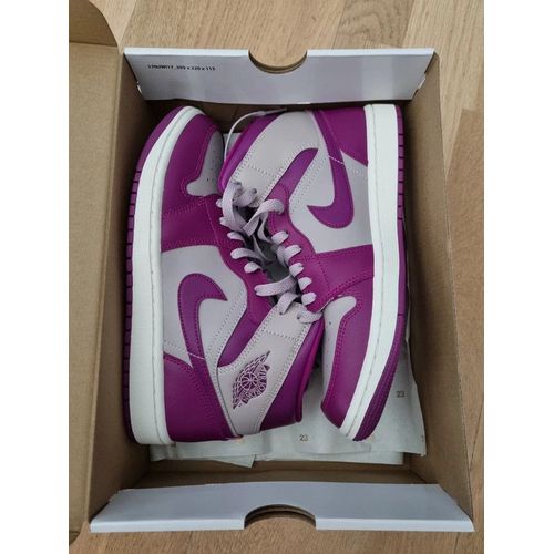Baskets Femme Air Jordan 1 Mid T 40