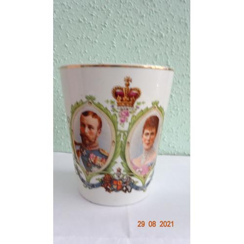 Cache Pot En Porcelaine Royal Anglaise