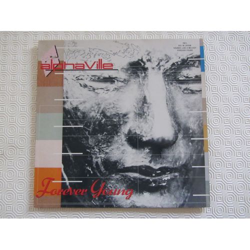 Forever Young : A Victory Of Love - Summer In Berlin - Big In Japan - To Germany With Love - Fallen Angel - Forever Young - In The Mood - Sounds Like A Melody - Lies - The Jet Set