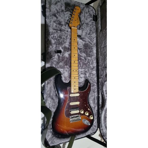 Fender American Professionel 2 Stratocaster + Boite Deluxe