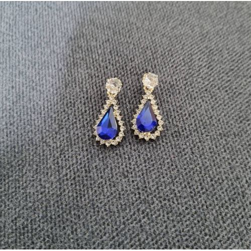 Paire De Boucles D'Oreilles Soiree Bleu Et Strass Blanc