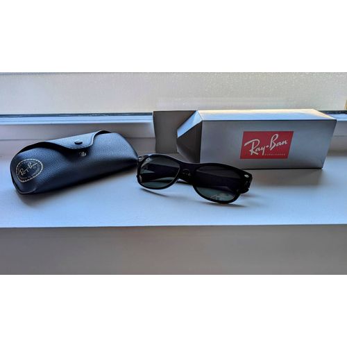 Ray-Ban New Wayfarer Rb2132 Noires – Verres G15 – Neuves Jamais Portées