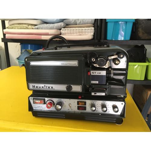 A vendre superbe Projecteur super 8 HEURTIER ST 42 automatique / excellent état