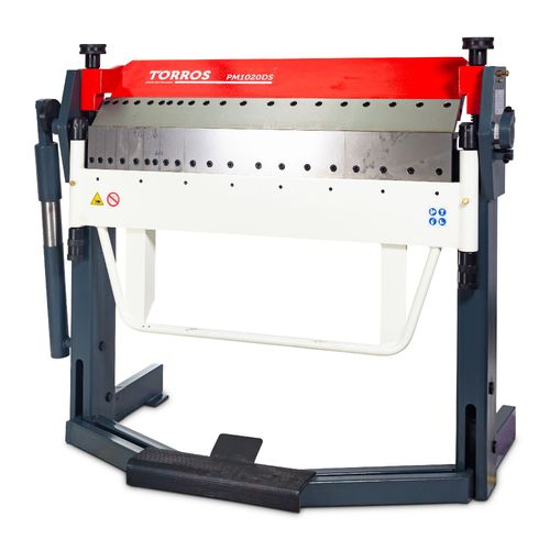 Plieuse de tôle manuelle et à pied largeur du travail 1020 mm 0-135° épaisseurs jusque 2 mm segments en haut et bas incl. butée de longueur Torros PM1020DS