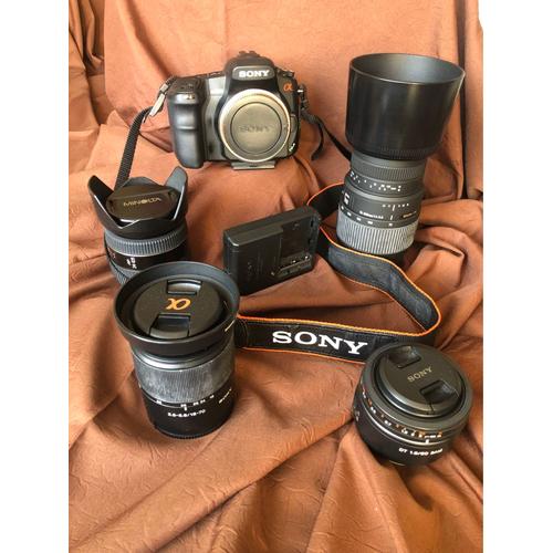 Sony alpha 200 10.2 mpix + Objectif Minolta AF 24-105 + Objectif Sigma DG 70-300 + Objectif Sony 1.8/50 + Objectif Sam Sony 18/70