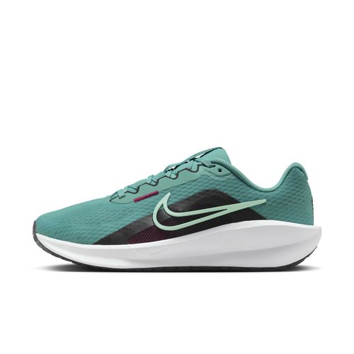 Chaussures De Running Sur Route Nike Downshifter 13 Pour Vert