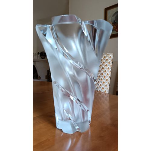 Vase DAUM , Chrystal