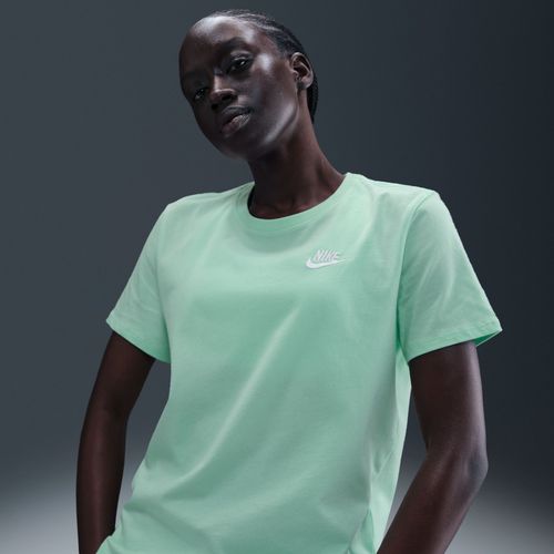 Tee-Shirt Nike Sportswear Club Essentials Pour Femme - Vert