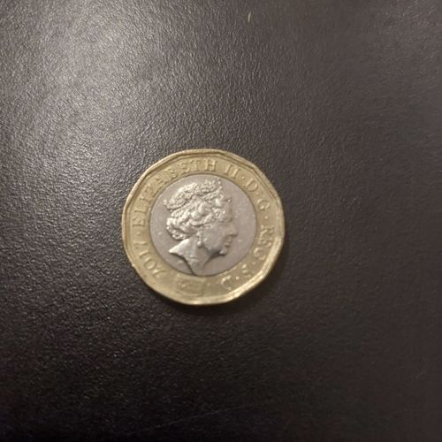 Pièce Elizabeth 2 Année 2017