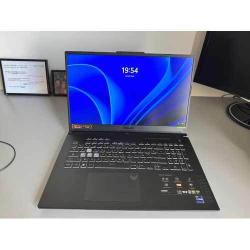 Asus TUF Gaming F17 TUF707VV4-LL043W - 17.3" Intel Core i9-13900H - 2.6 Ghz - Ram 16 Go - SSD 1 To