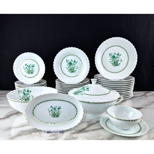 Service De Vaisselle Rare Georges Boyer "Nankin Vert" En Porcelaine De Limoges.
