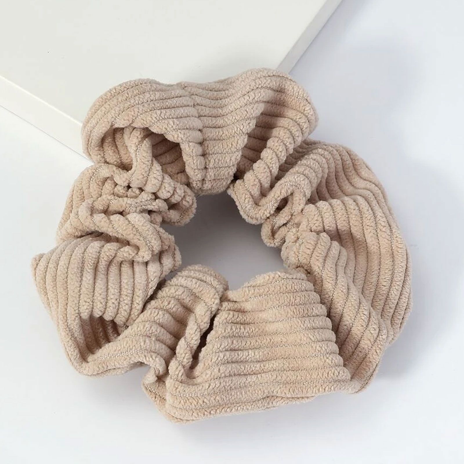 Chouchou Classique Pour Cheveux En Velours Côtelé Vintage Beige
