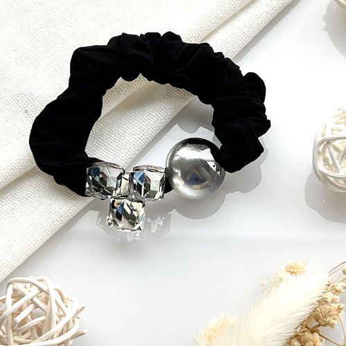 Chouchou Pour Cheveux En Satin À Cristaux Et Perle Sophistiqué Argenté