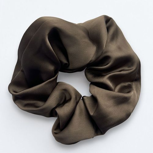 Chouchou Classique Pour Cheveux En Soie Unie Minimaliste Taupe