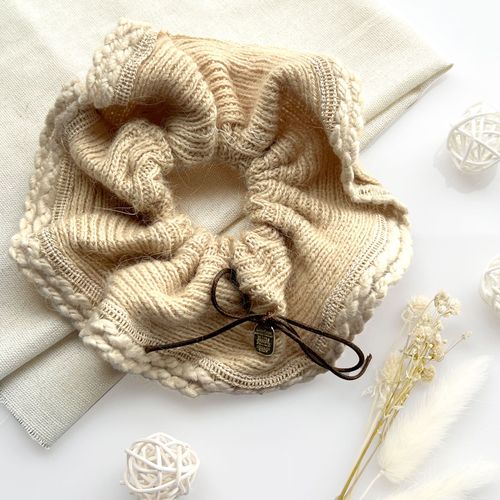 Chouchou Classique Pour Cheveux En Maille Douce Minimaliste Beige