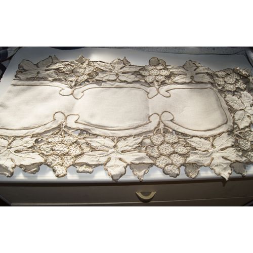 Chemin De Table En Lin Naturel Broderie Richelieu