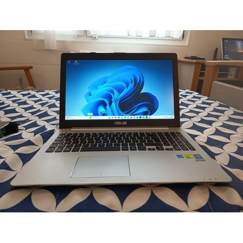 Asus K551LN-DM550H - 15.6" Intel Core i3-4030U - 1.9 Ghz - Ram 8 Go - SSD 512 Go