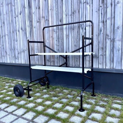 Echafaudage roulant et pliant sur deux niveaux avec 2 roues
