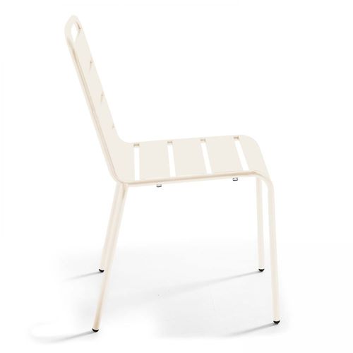 Chaise En Métal Ivoire