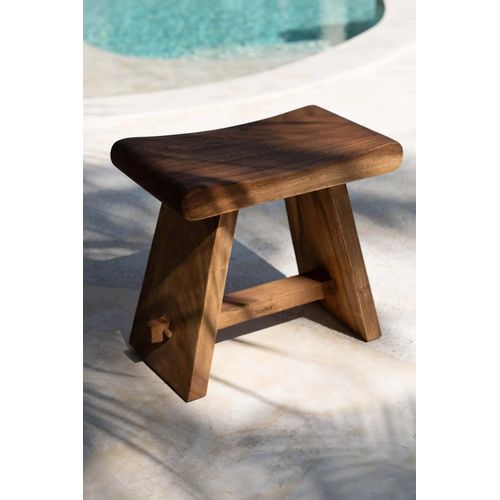 Tabouret En Bois De Suar Naturel