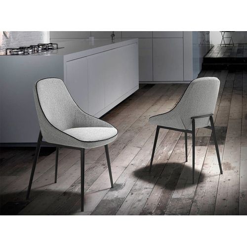 Chaise En Tissu Avec Pieds En Acier Noir
