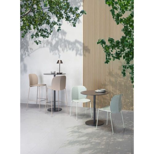 Chaise Design En Plastique Vert
